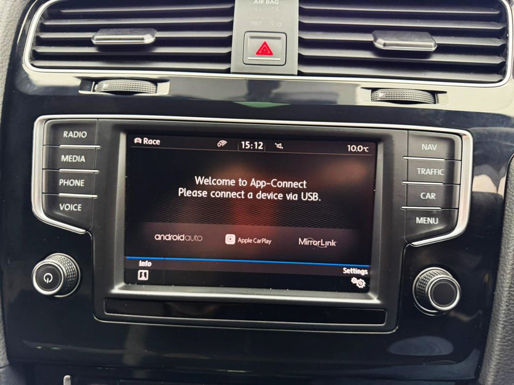 Used Volkswagen Golf 2017 for sale - 77666916: Photo 24