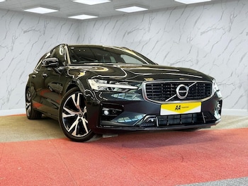Used Volvo V60 2019 for sale - 78371917: Photo