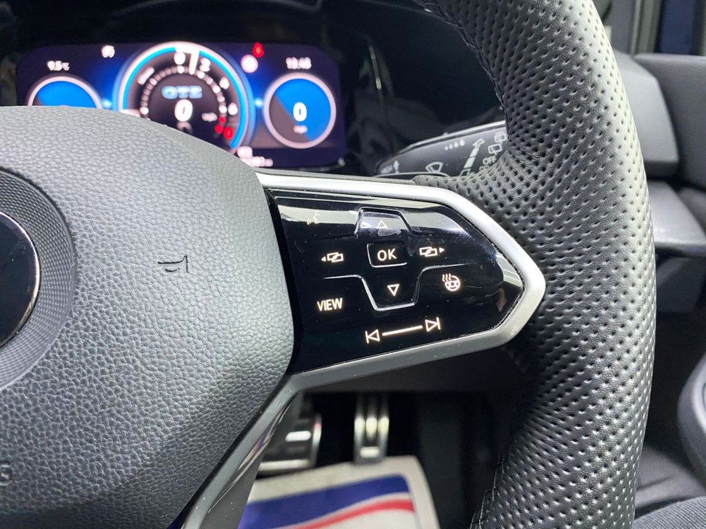 Used Volkswagen Golf 2021 for sale - 76740297: Photo 23