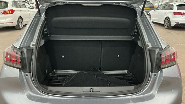 Used Peugeot 208 2023 for sale - 76223355: Photo 12