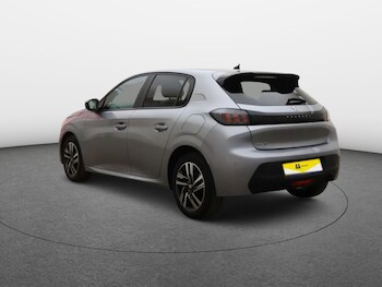 Used Peugeot 208 2023 for sale - 76223355: Photo 3