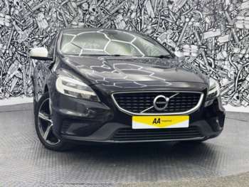 Used Volvo V40 2018 for sale - 74734038: Photo