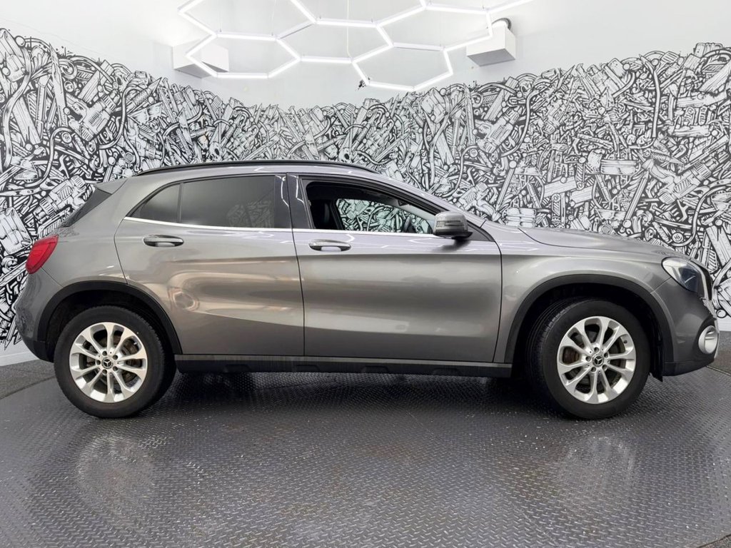 Used Mercedes-Benz GLA 2018 for sale - 78069102: Photo 12