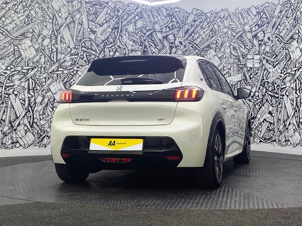 Used Peugeot E-208 2021 for sale - 76223512: Photo 11