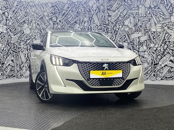 Used Peugeot E-208 2021 for sale - 76223512: Photo
