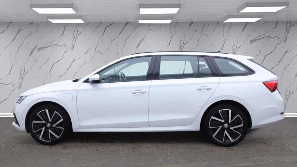 Used Skoda Octavia 2021 for sale - 76396144: Photo 7