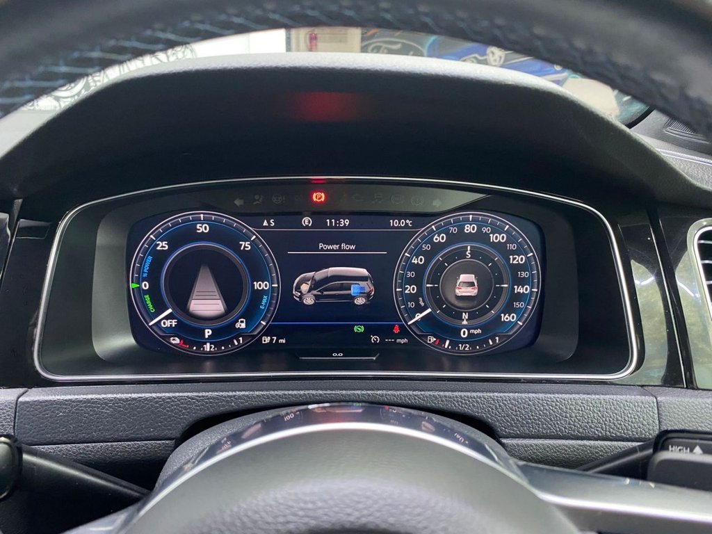 Used Volkswagen Golf 2017 for sale - 76686477: Photo 23