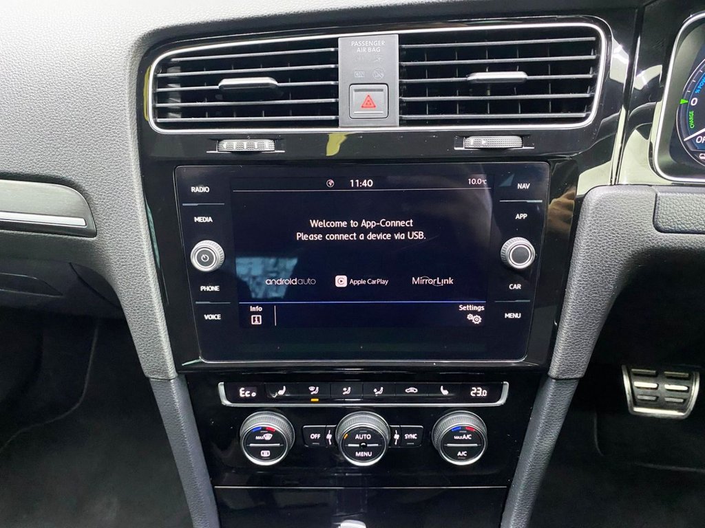 Used Volkswagen Golf 2017 for sale - 76686477: Photo 28