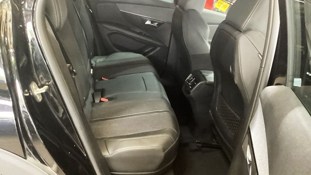 Used Peugeot 3008 2020 for sale - 76470191: Photo 9