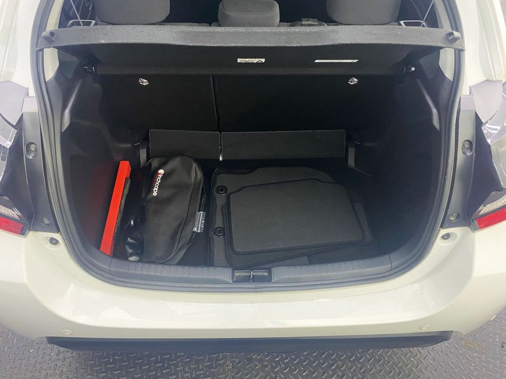 Used Toyota Yaris 2021 for sale - 76406964: Photo 26