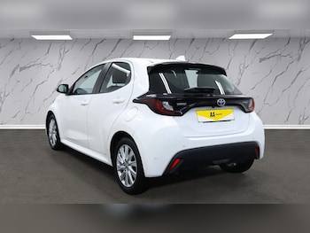 Used Toyota Yaris 2021 for sale - 76406964: Photo