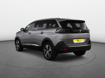 Used Peugeot 5008 2021 for sale - 75986461: Photo