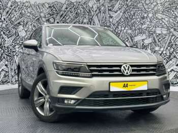 Used Volkswagen Tiguan 2019 for sale - 74277850: Photo