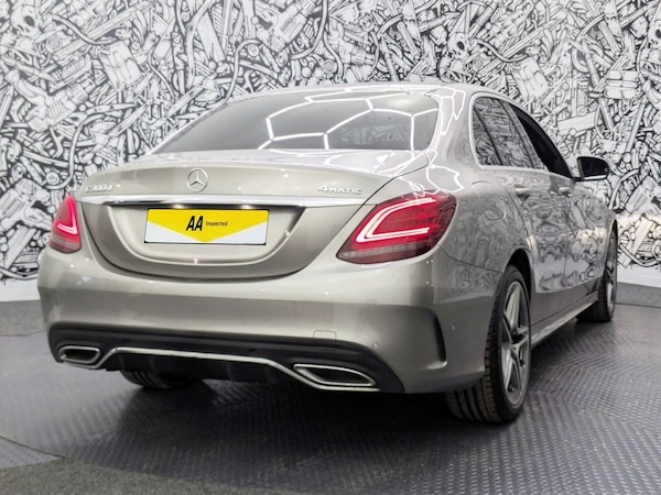 Used Mercedes-Benz C-Class 2019 for sale - 76185220: Photo 11