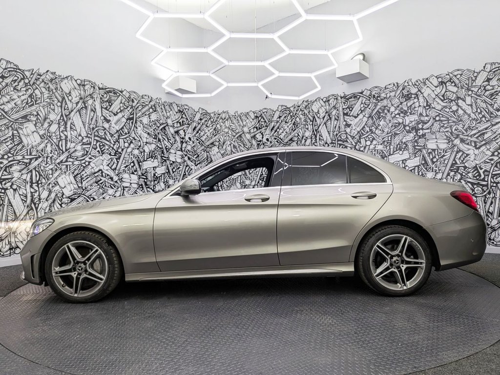 Used Mercedes-Benz C Class 2019 for sale - 76185220: Photo 12