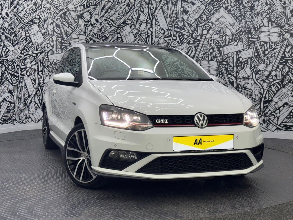 Used Volkswagen Polo 2015 for sale - 76323271: Photo 4