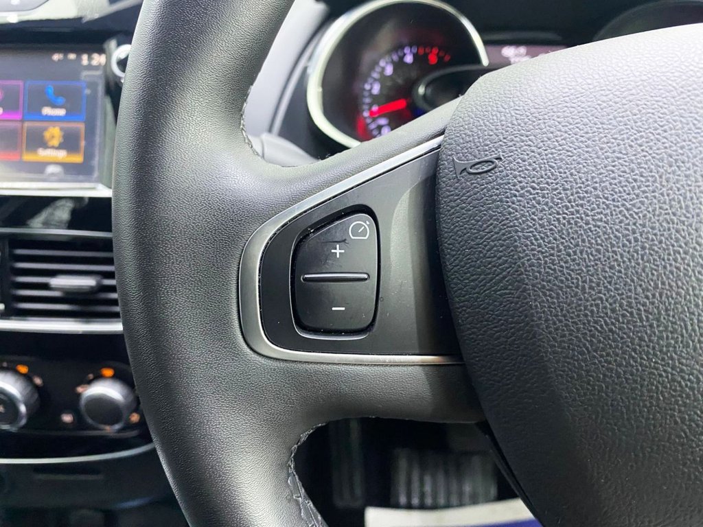 Used Renault Clio 2017 for sale - 77356453: Photo 22