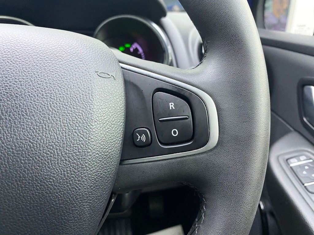 Used Renault Clio 2017 for sale - 77356453: Photo 24