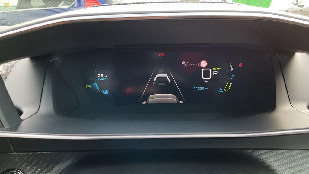 Used Peugeot E-2008 2021 for sale - 78083132: Photo 11