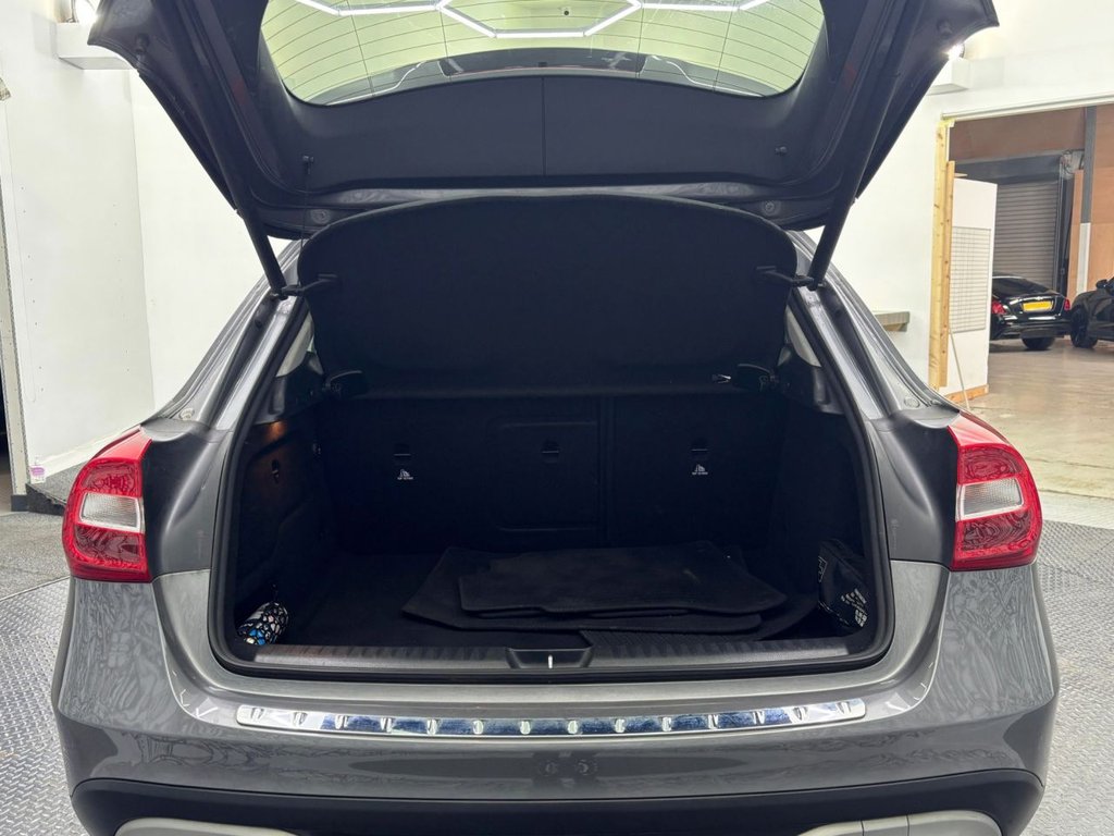 Used Mercedes-Benz GLA 2018 for sale - 77121439: Photo 25