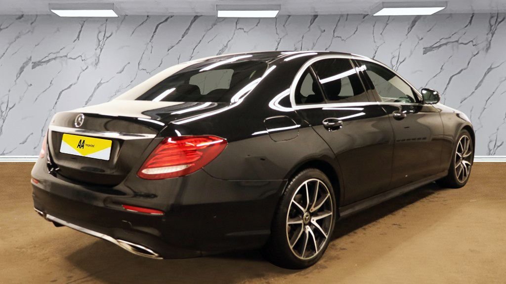 Used Mercedes-Benz E Class 2020 for sale - 78145309: Photo 6