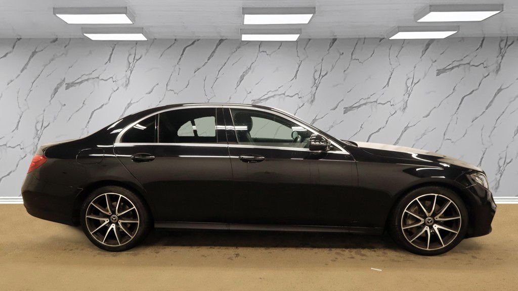 Used Mercedes-Benz E Class 2020 for sale - 78145309: Photo 7