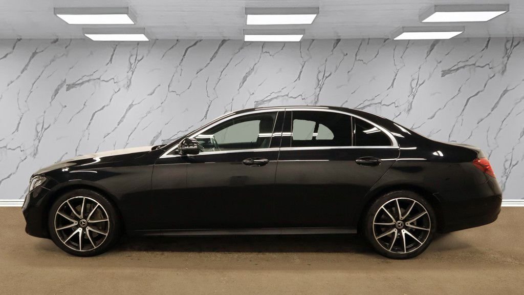 Used Mercedes-Benz E Class 2020 for sale - 78145309: Photo 8