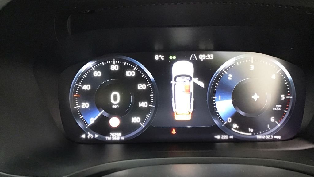 Used Volvo V60 2019 for sale - 77608879: Photo 12