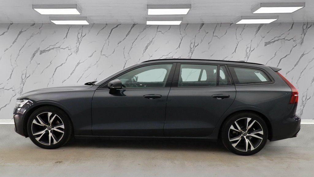 Used Volvo V60 2019 for sale - 77608879: Photo 9