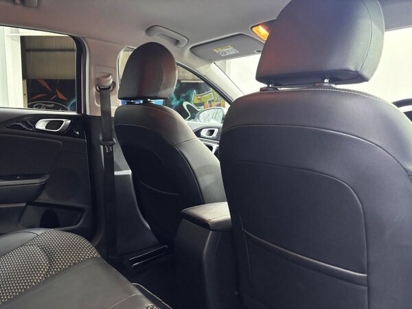 Used Kia Ceed 2022 for sale - 76162955: Photo 25