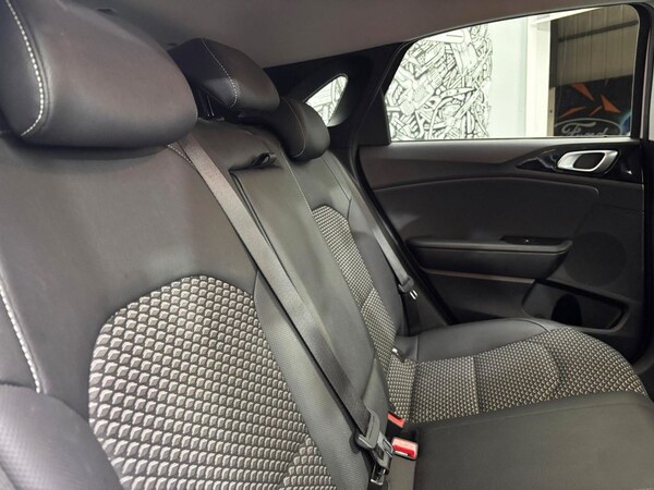 Used Kia Ceed 2022 for sale - 76162955: Photo 26