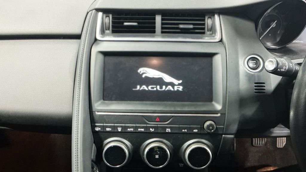 Used Jaguar E-Pace 2019 for sale - 77394386: Photo 9