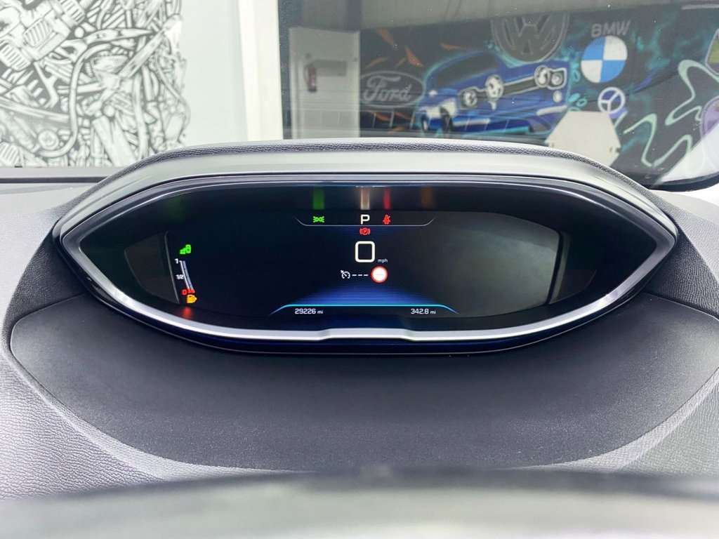 Used Peugeot 3008 2018 for sale - 77161707: Photo 24