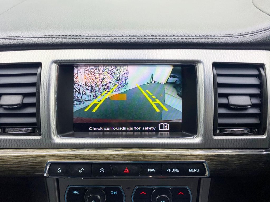 Used Jaguar XF 2014 for sale - 76670677: Photo 19