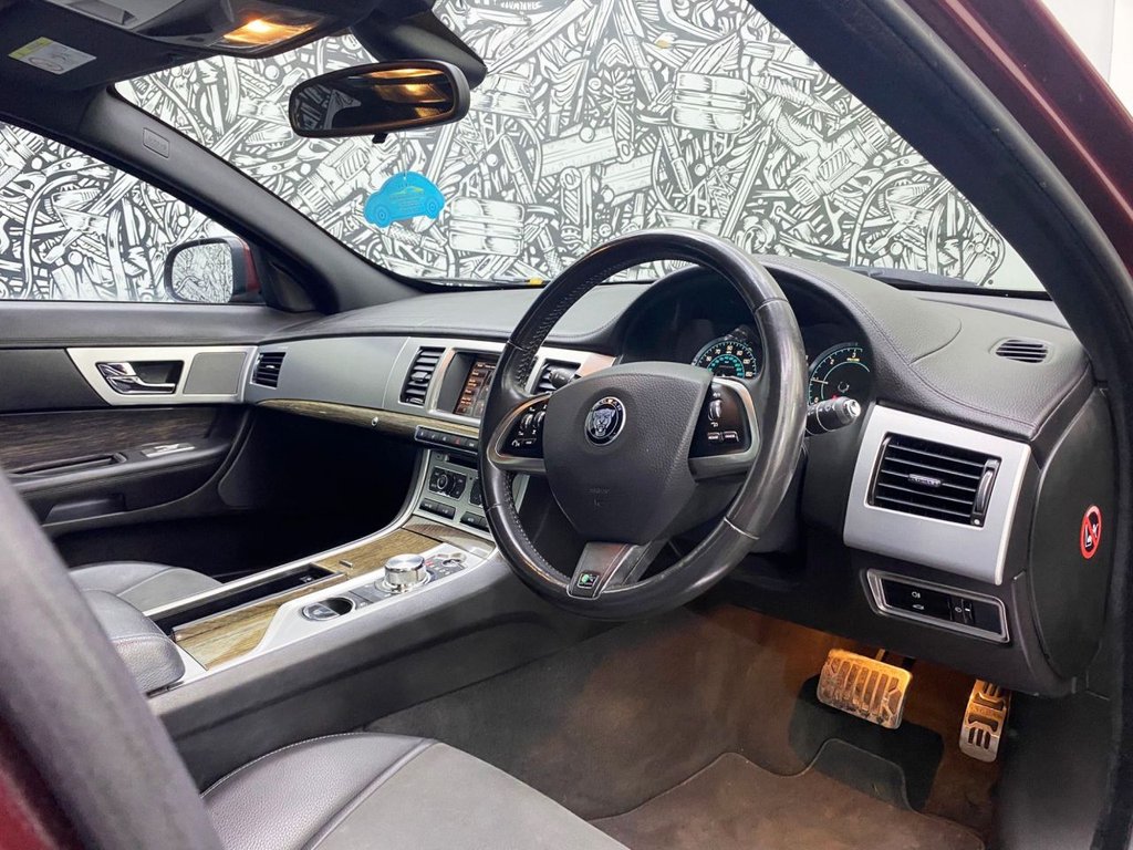 Used Jaguar XF 2014 for sale - 76670677: Photo 24