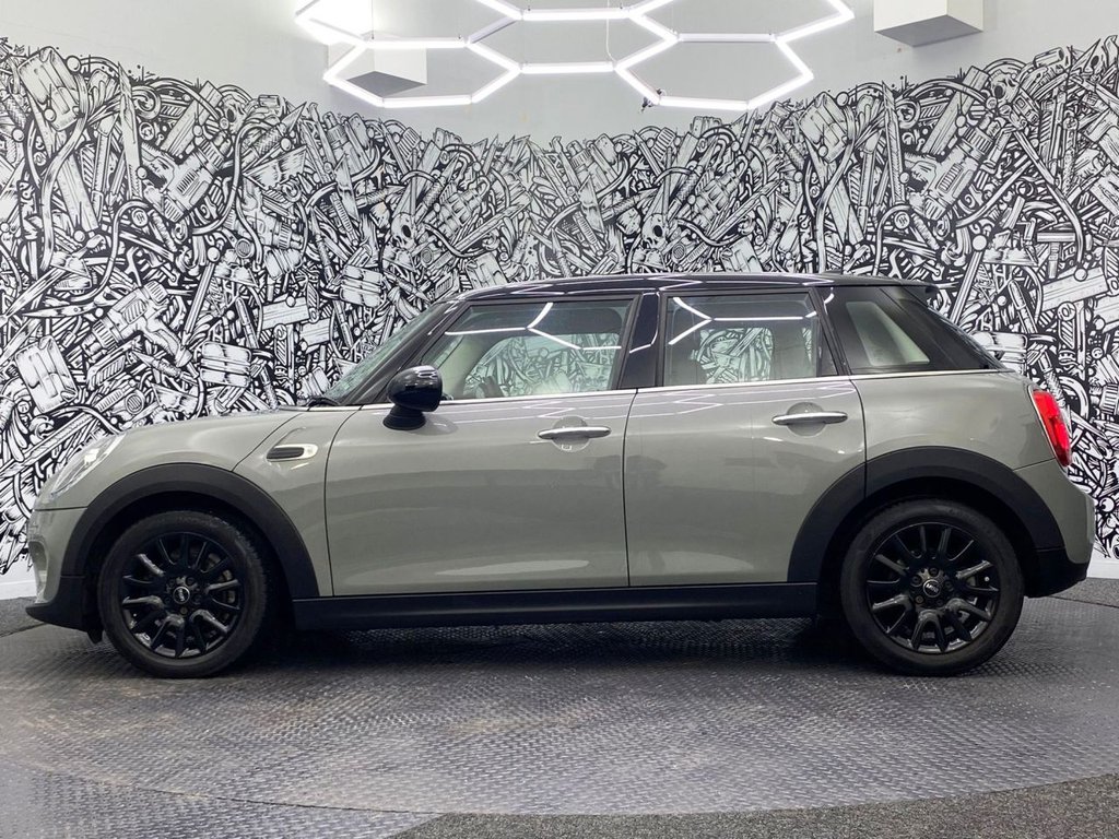 Used MINI Hatch 2018 for sale - 78030123: Photo 12