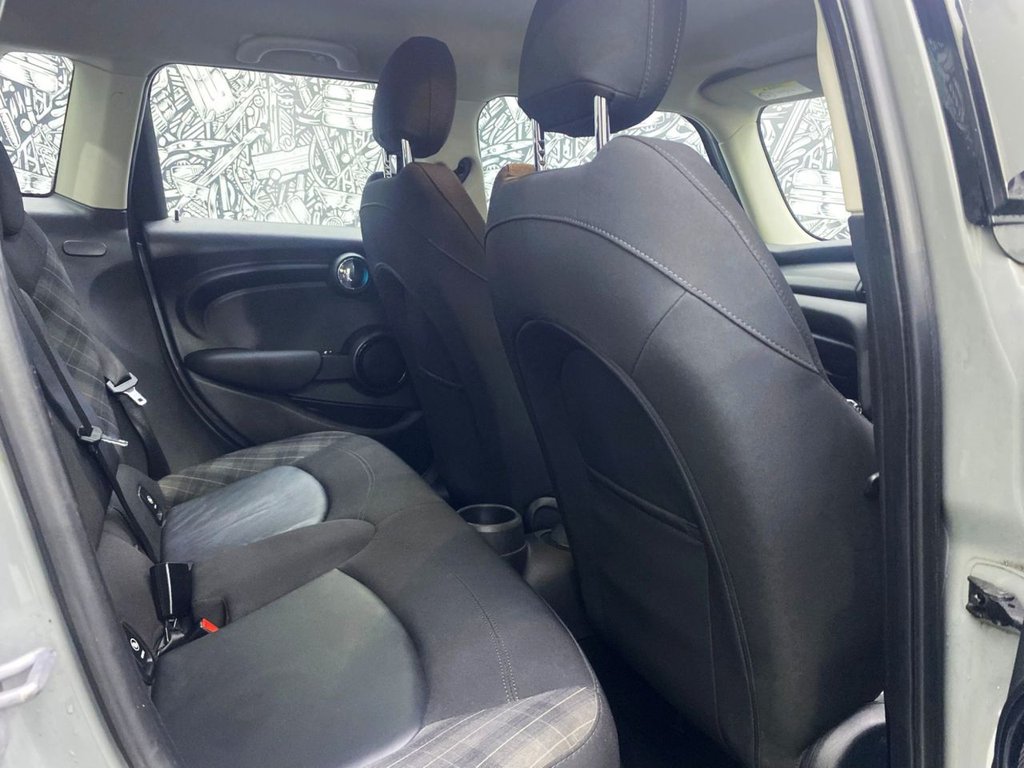 Used MINI Hatch 2018 for sale - 78030123: Photo 27