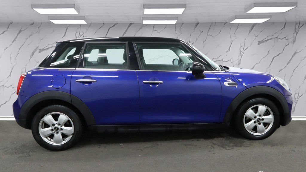 Used MINI Hatch 2018 for sale - 77520857: Photo 8