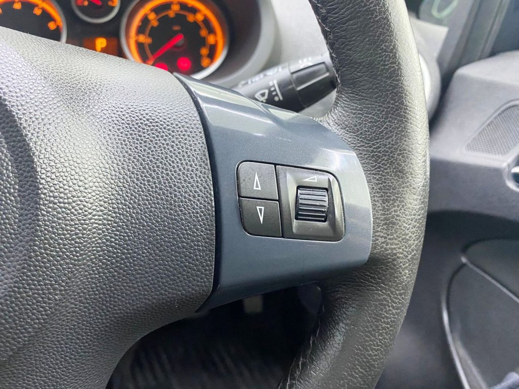 Used Vauxhall Corsa 2012 for sale - 76406414: Photo 21
