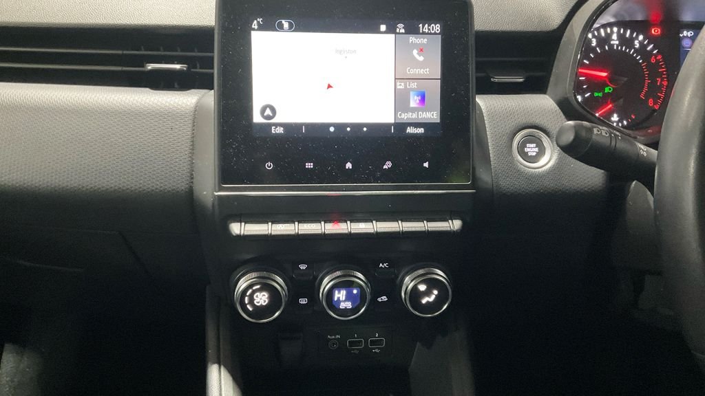 Used Renault Clio 2021 for sale - 76740222: Photo 8