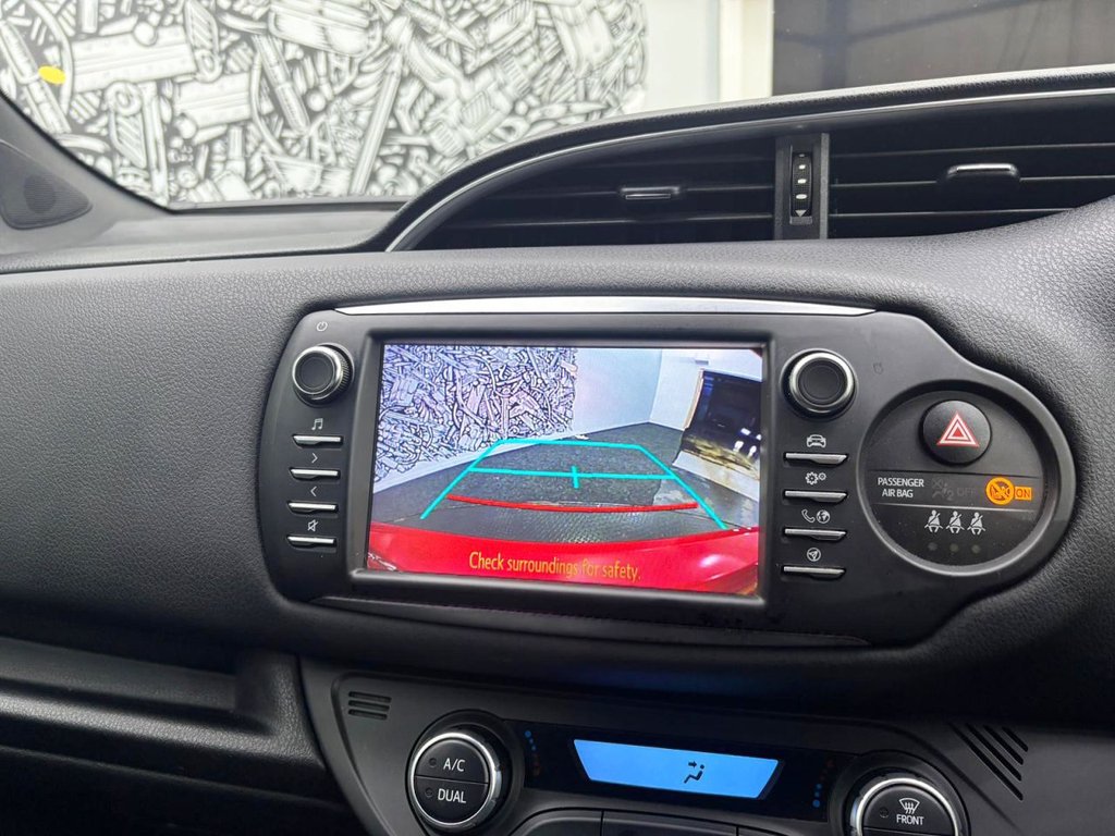 Used Toyota Yaris 2018 for sale - 77642781: Photo 16