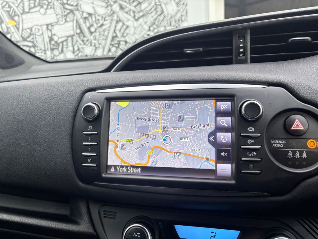 Used Toyota Yaris 2018 for sale - 77642781: Photo 18