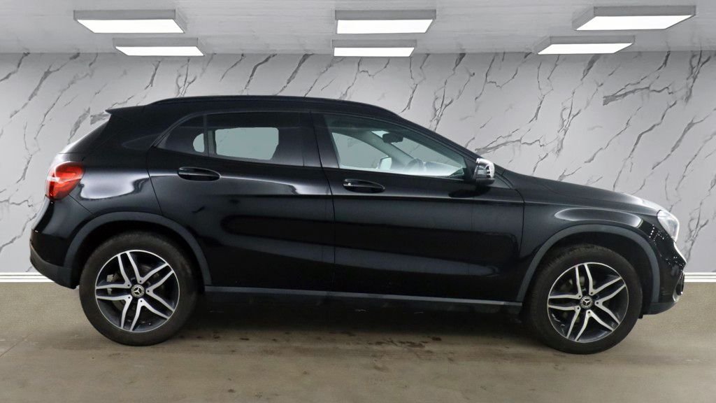 Used Mercedes-Benz GLA 2019 for sale - 78145230: Photo 7