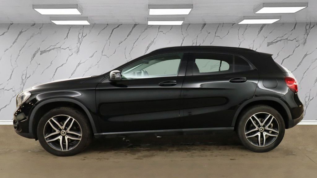 Used Mercedes-Benz GLA 2019 for sale - 78145230: Photo 8