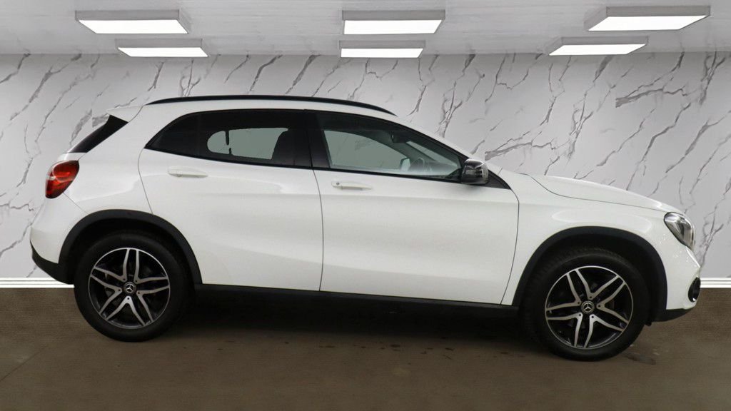 Used Mercedes-Benz GLA 2019 for sale - 78145229: Photo 7