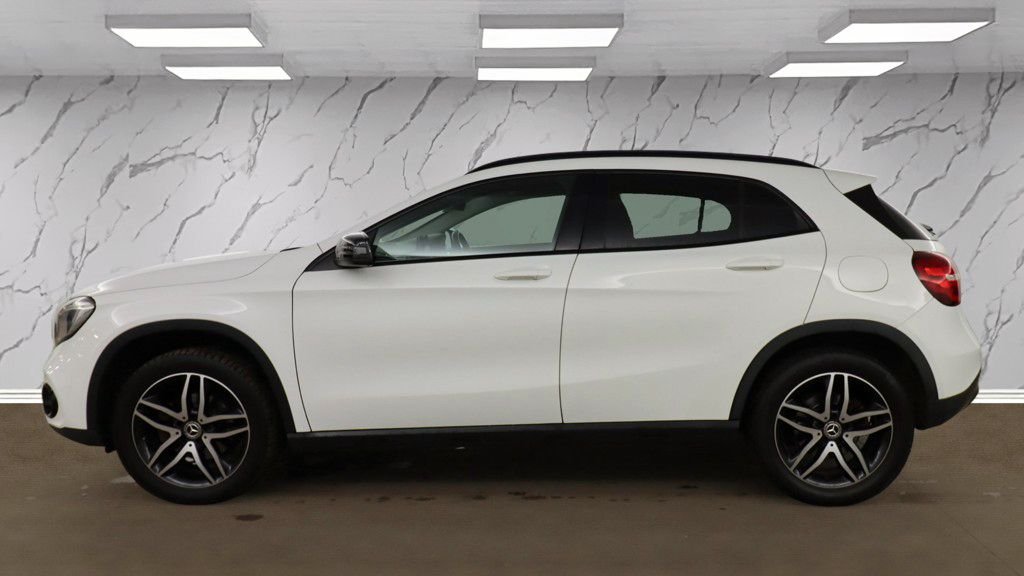 Used Mercedes-Benz GLA 2019 for sale - 78145229: Photo 8