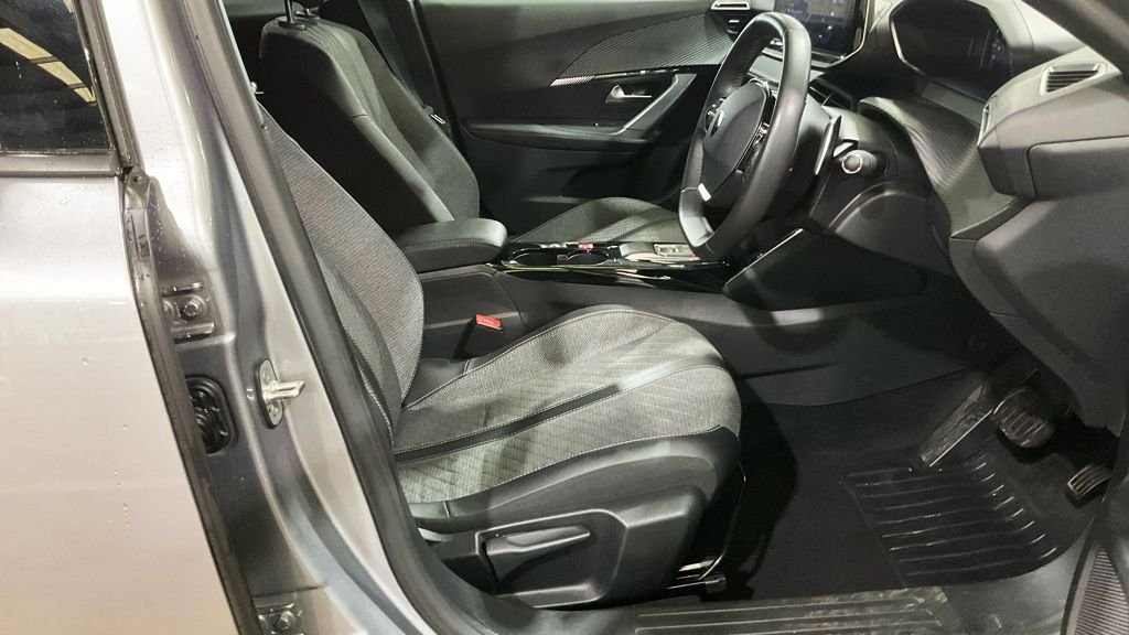 Used Peugeot 2008 2023 for sale - 76386576: Photo 10