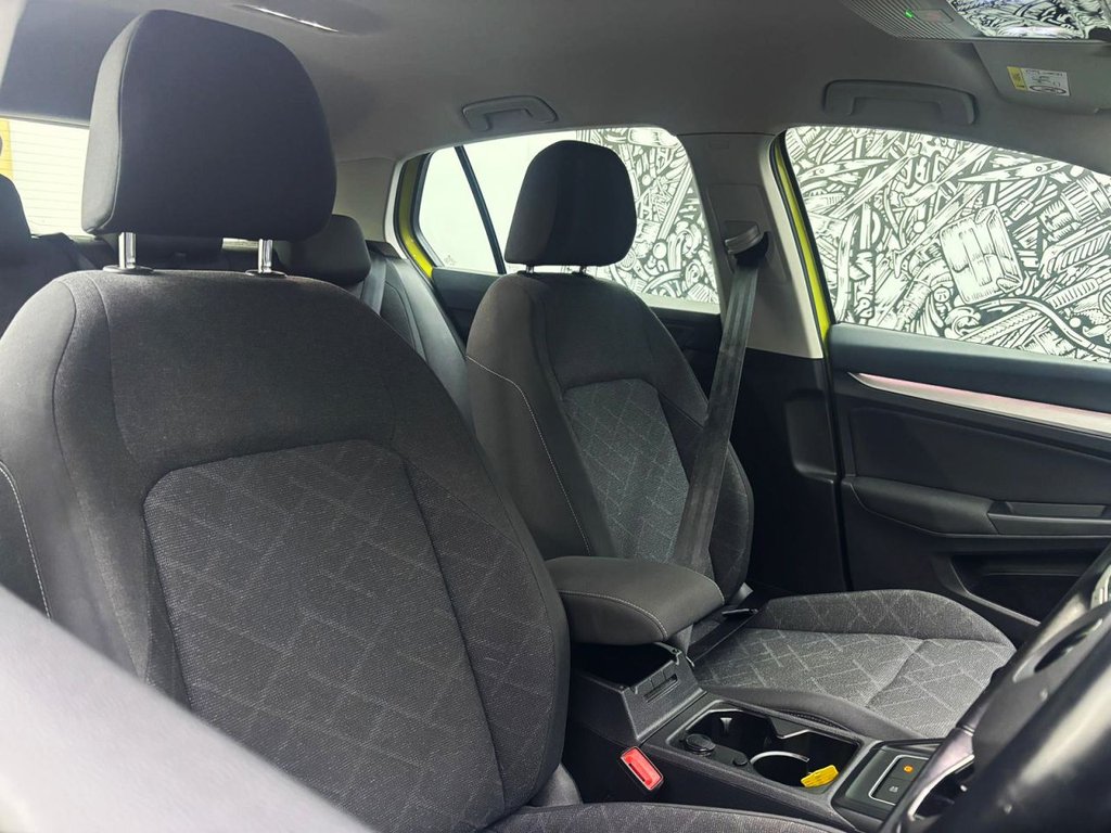 Used Volkswagen Golf 2020 for sale - 77642773: Photo 24