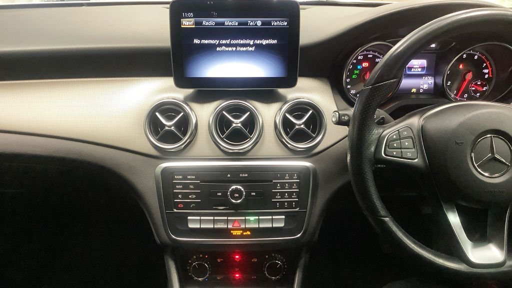 Used Mercedes-Benz GLA 2019 for sale - 77642986: Photo 10