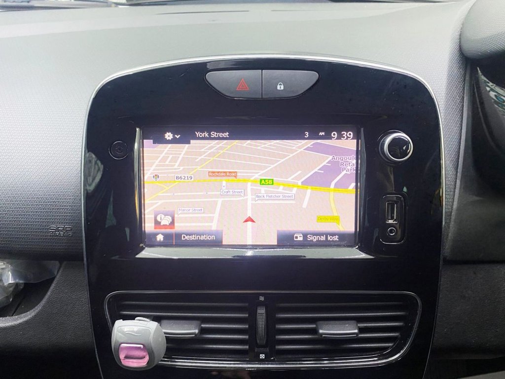 Used Renault Clio 2018 for sale - 76617772: Photo 14